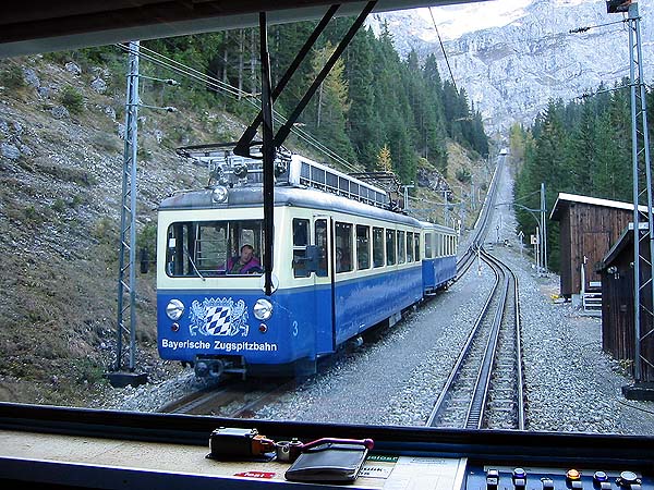 アプト式登山電車