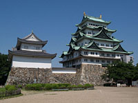 名古屋城の大天守閣と小天守閣
