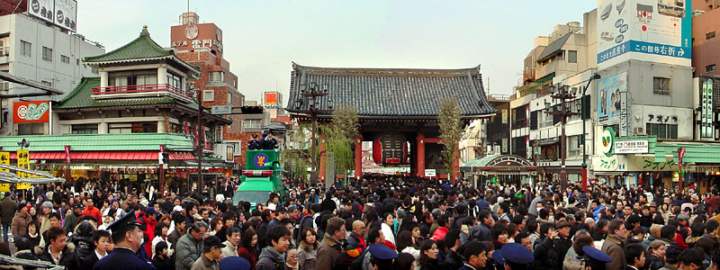 浅草寺雷門前 2007年元旦