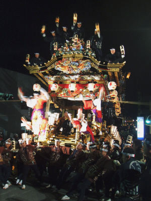 団子坂を上がる上町屋台 2006.12.3