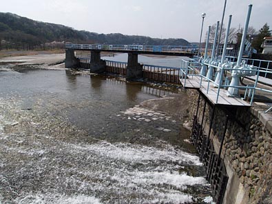 取水堰と小吐水門