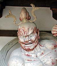 仁王(右)