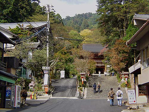 鞍馬寺の参道