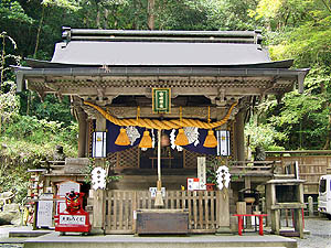 由岐神社本殿