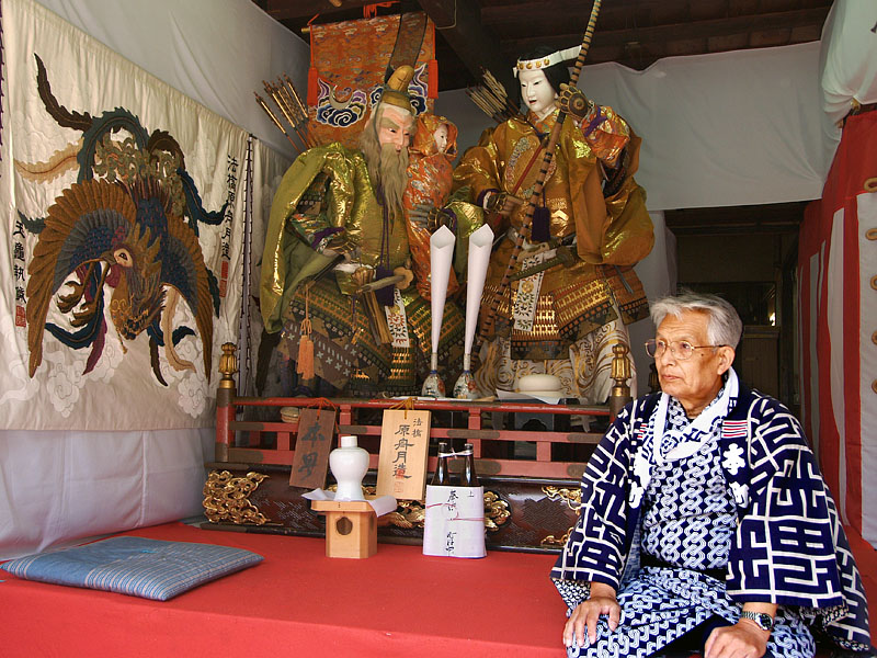 神功皇后と応神天皇を抱いた武内宿弥