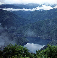 奥多摩湖