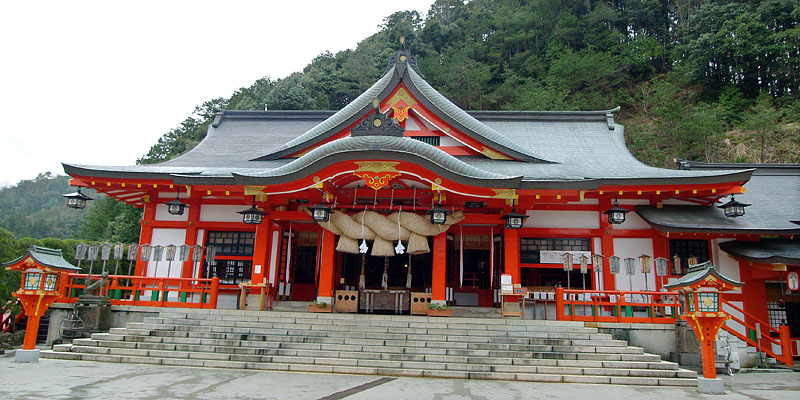日本五大稲荷神社のひとつに数えられる太皷谷稲成神社