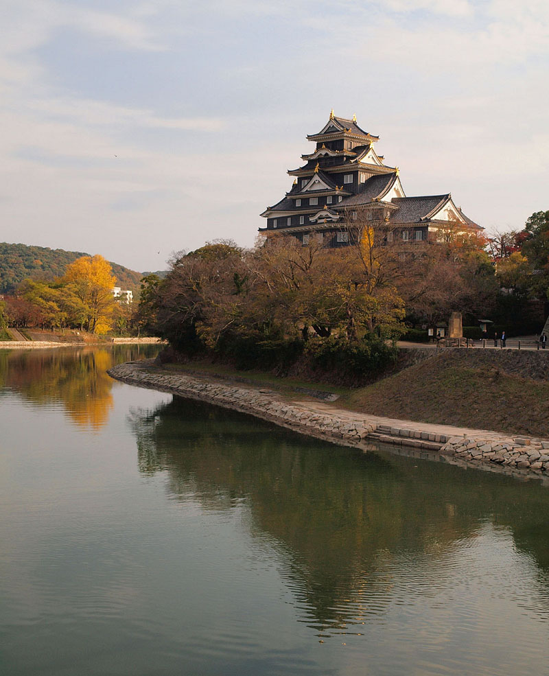 岡山城と旭川
