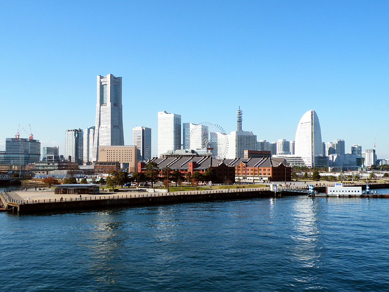 高層ビルが建つ横浜みなとみらい21地区