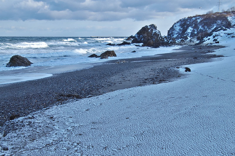 雪の浜