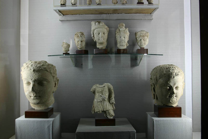 タキシラ博物館の展示像
