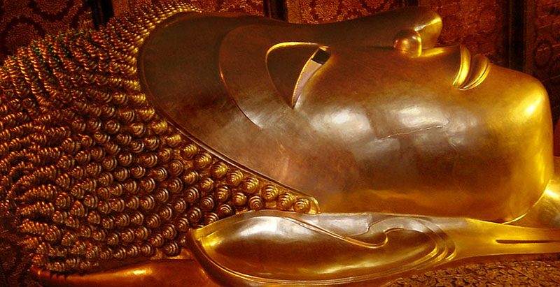 黄金の涅槃像（ワット・ポー/タイ）