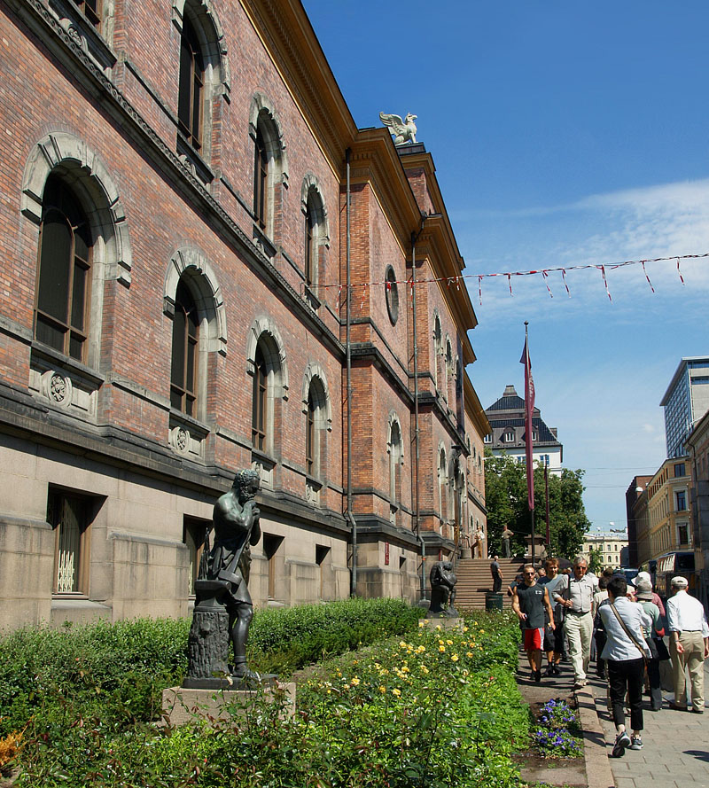 ムンクの絵が展示されている国立美術館