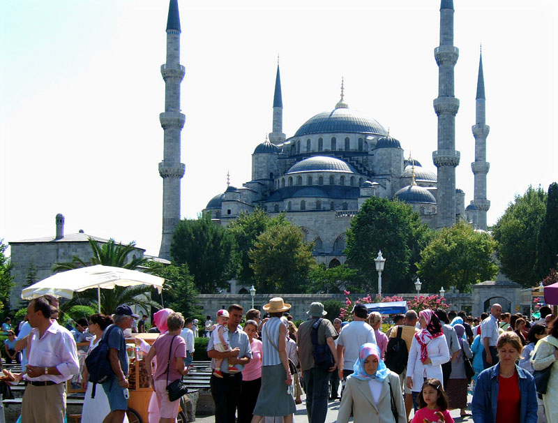 イスタンブールを象徴するブルー・モスク