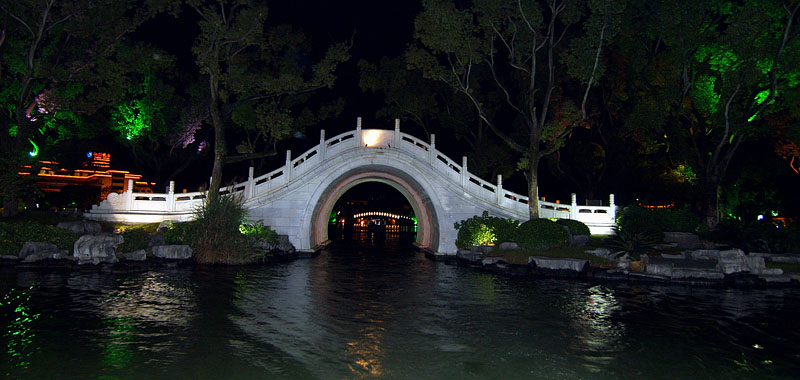 豪華な大理石の古榕双橋