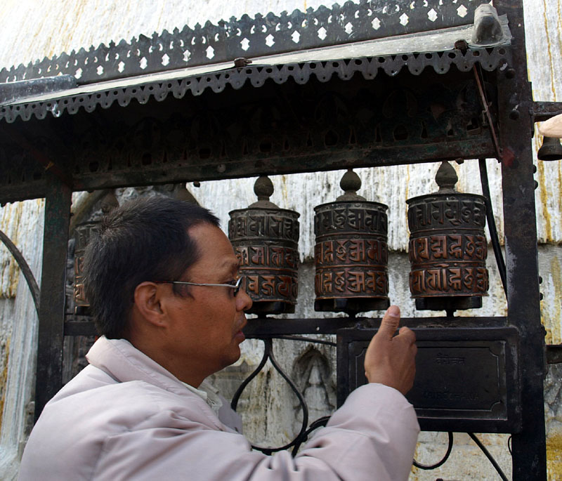 チベット仏教のマニ車