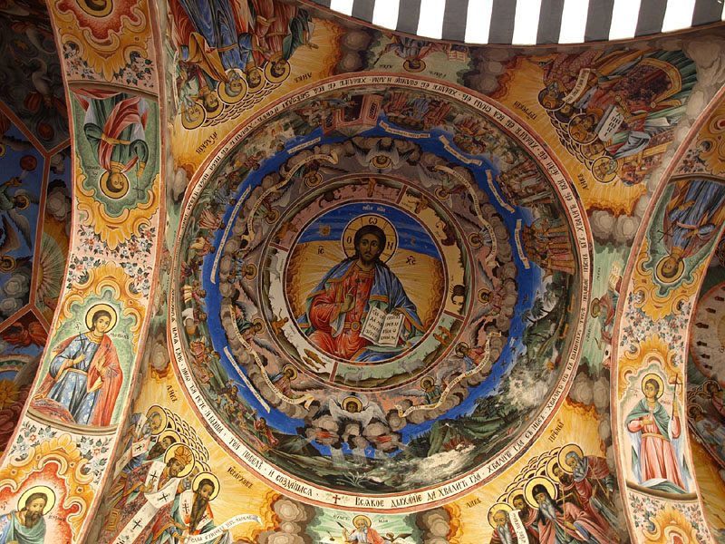 天井に書かれたビザンティン様式のフレスコ画