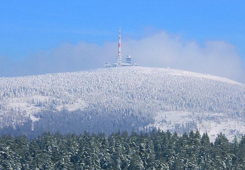 ハルツ山地の最高峰ブロッケン山(1,142m)