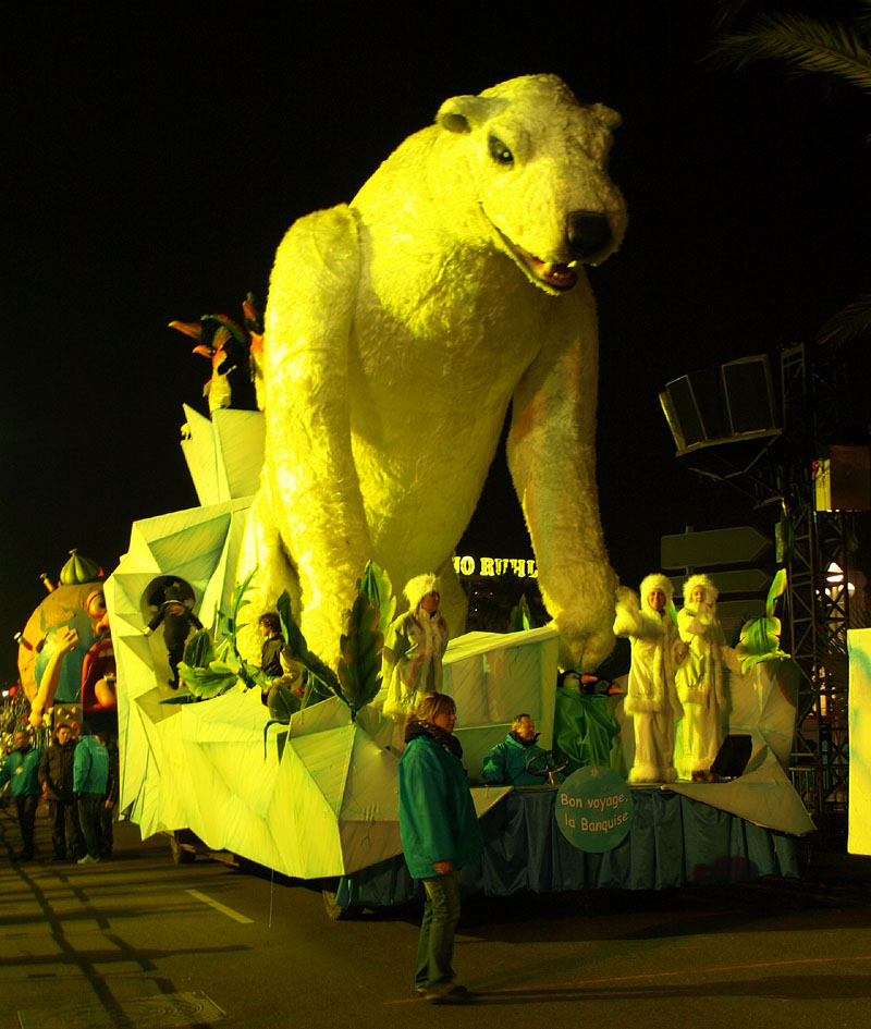 北極熊のパレード