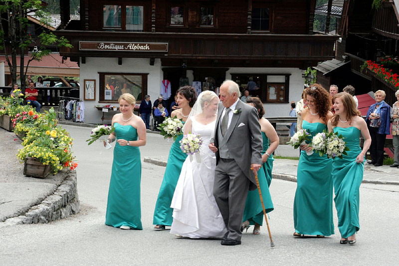 アルプバッハ村の結婚式