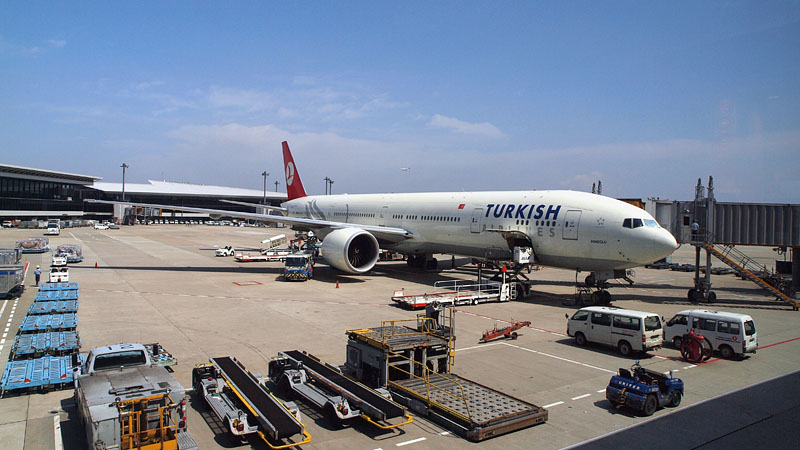 お世話になったトルコ航空機 / 成田国際空港 2010.4.11 12:45