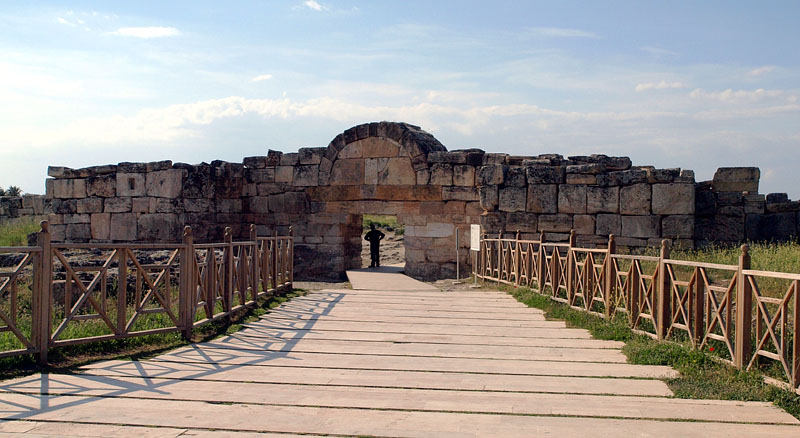 ヒエラポリス遺跡の入口