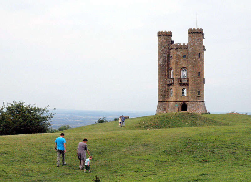 u[hEFCE^[@Broadway Tower@15:45