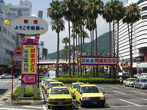 JR徳島駅前