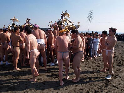 配置につく男たち 1