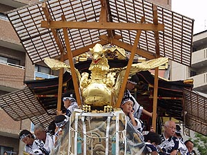 船鉾の船首像