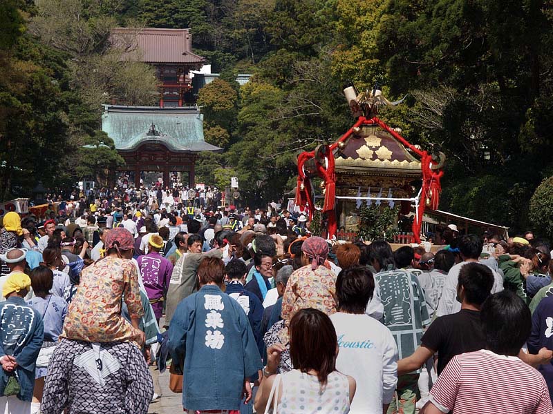 宮入した神輿