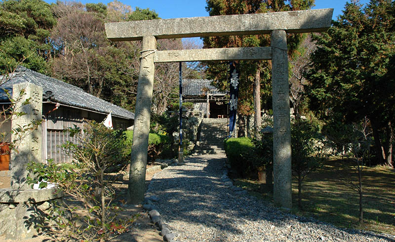海士潜女神社の石鳥居
