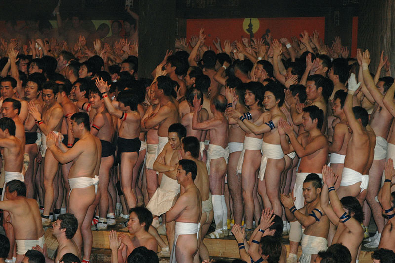 救出に拍手喝采
