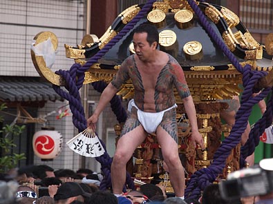 裸神輿2