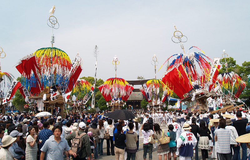 動き出した御旅所の山笠