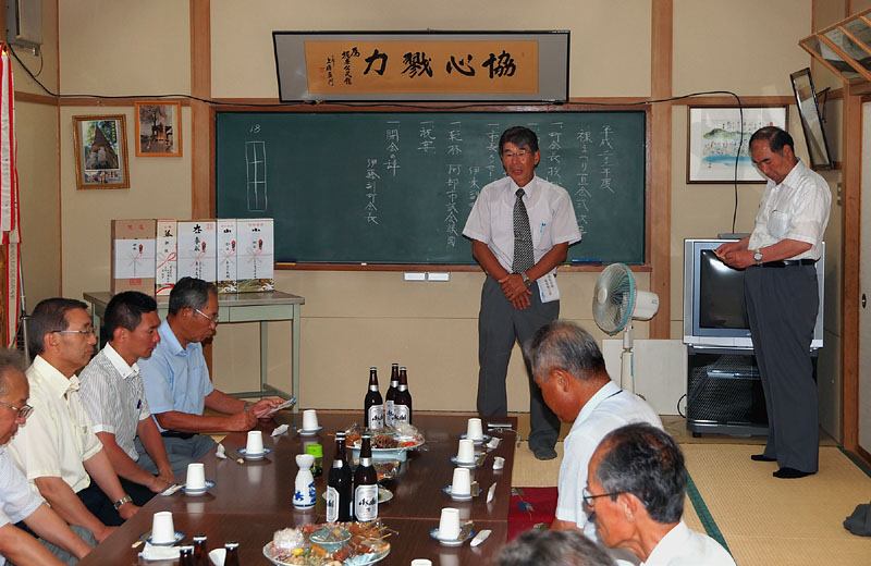 裸祭実行委員長を務める上野三千弘堀米町会長の挨拶