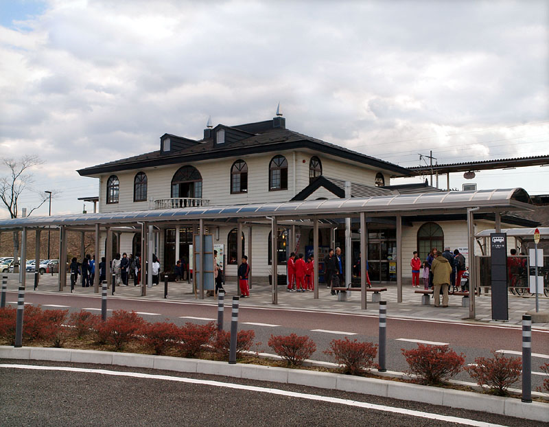 保原駅 / 阿武隈急行線 2011.3.6 10:40