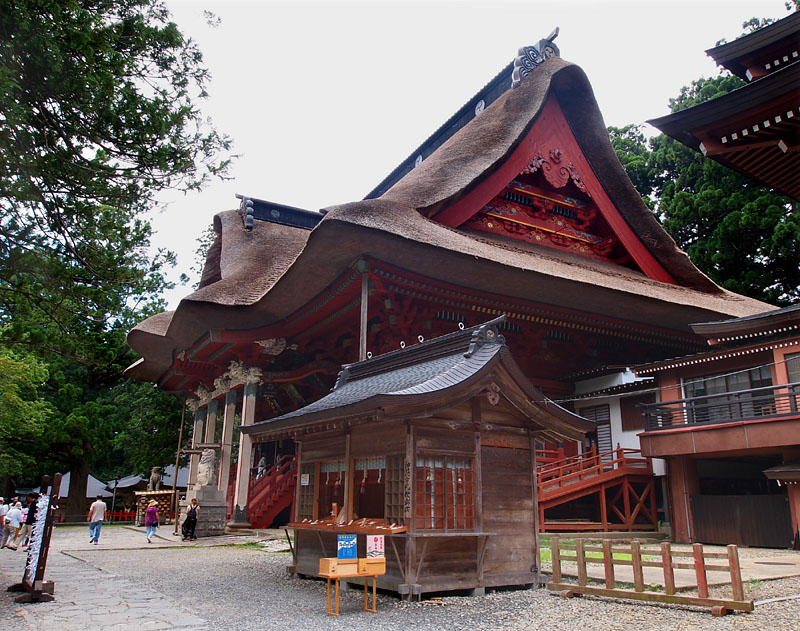 三神合祭殿(国指定重要文化財)/ 出羽三山神社