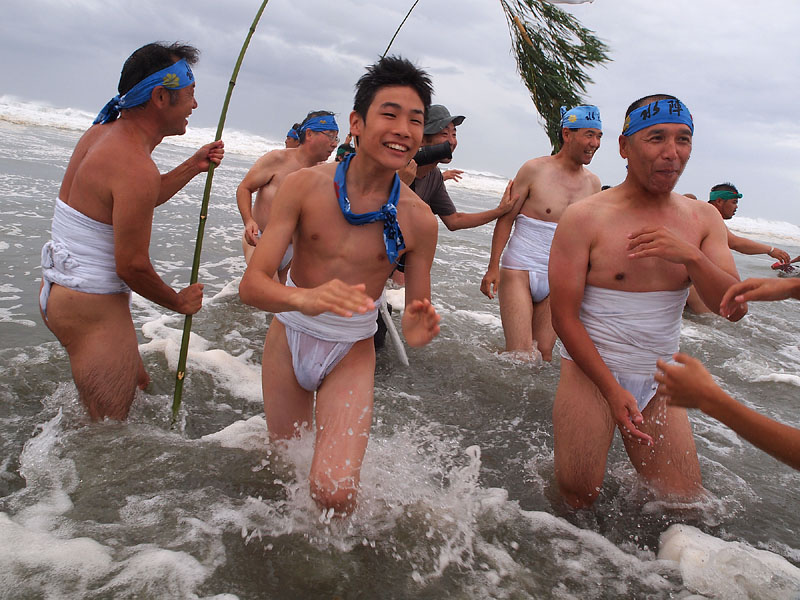 濡れ鼠になった水陣