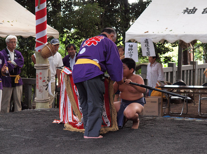 優勝旗の授与