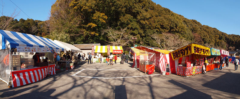 第一イベント場の出店と露店