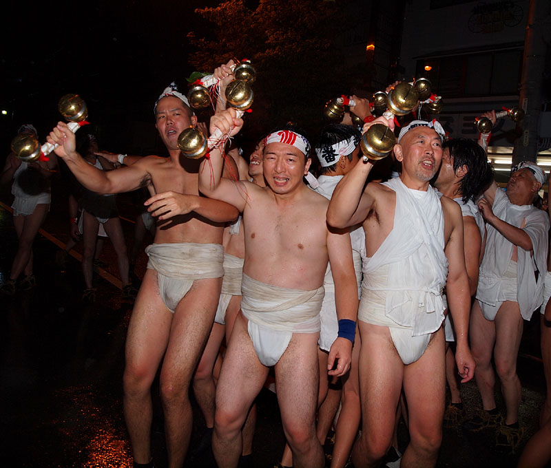 二番觸・会所前の鬼踊り/五 〜吉澤知秀(初)・岩田秀彦(2)〜
