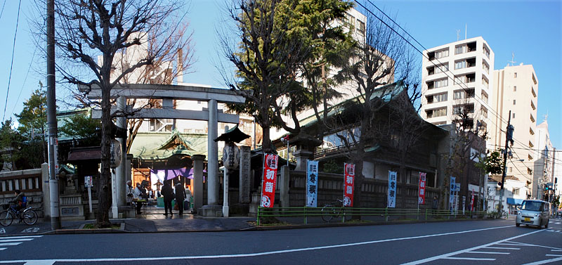 鐵砲洲稲荷神社の朝 08:52