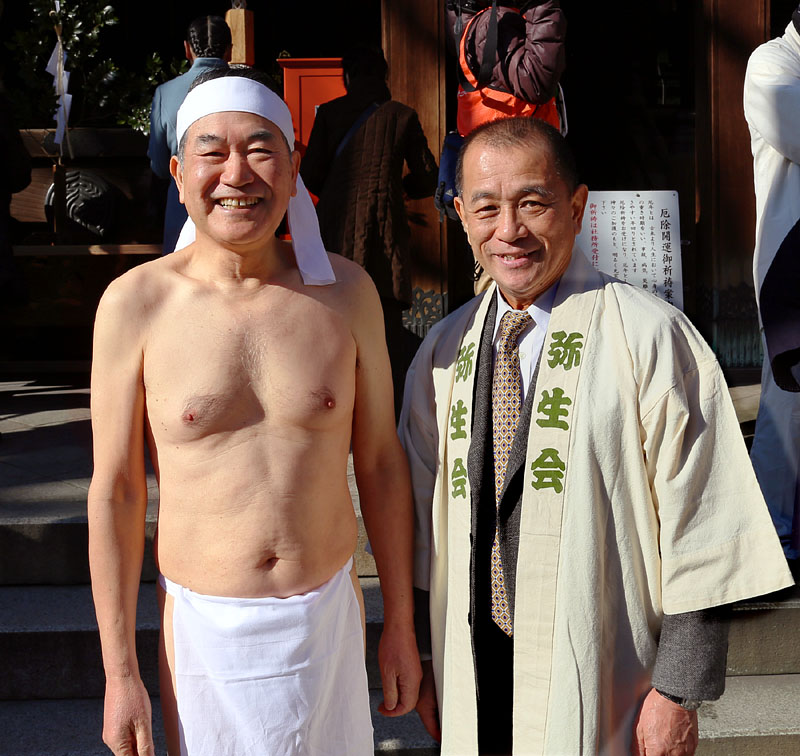 弥生会・松戸純一会長と和田代表とのツーショット