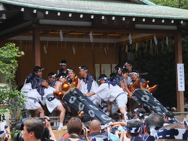 獅子頭宮出【六】 〜神集殿に上る〜 10:25