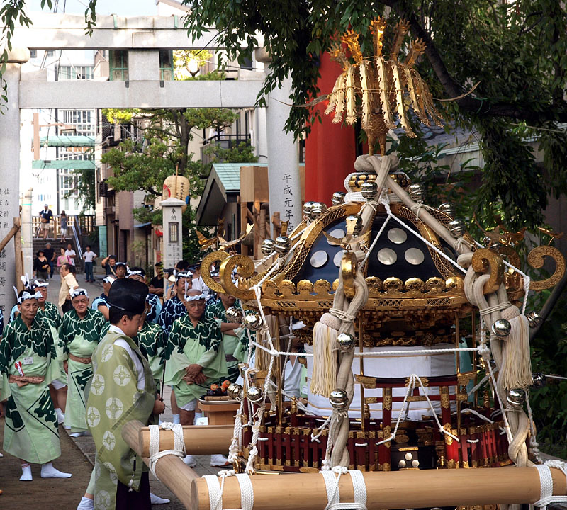 天保八角神輿納渡御【壱】 〜渡御前の神事〜 2010.8.8 06:30