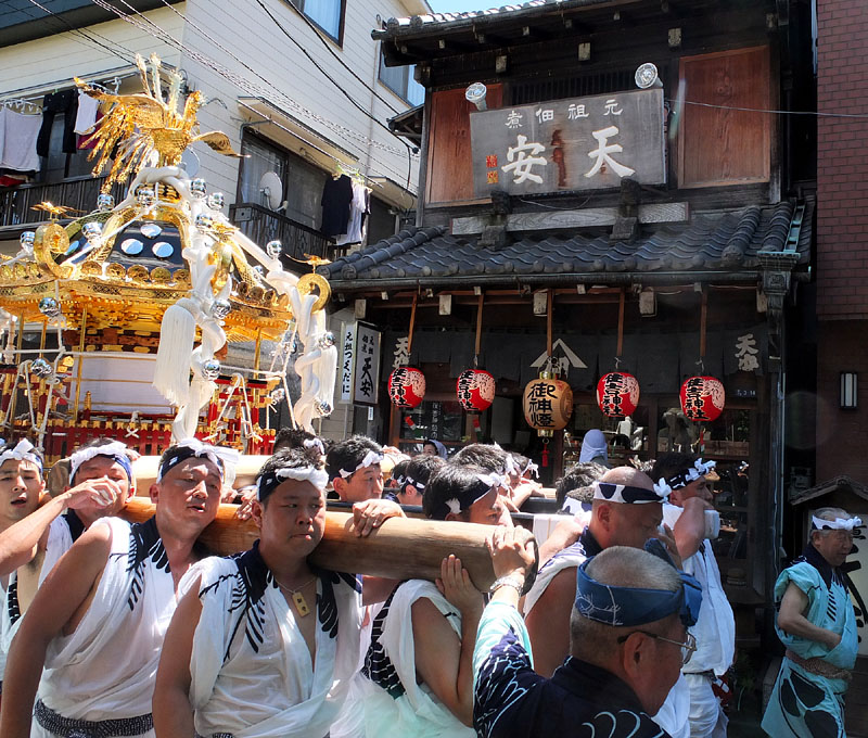 八角神輿」町内巡幸【四】 〜佃煮元祖「天安」と宮神輿〜 09:58