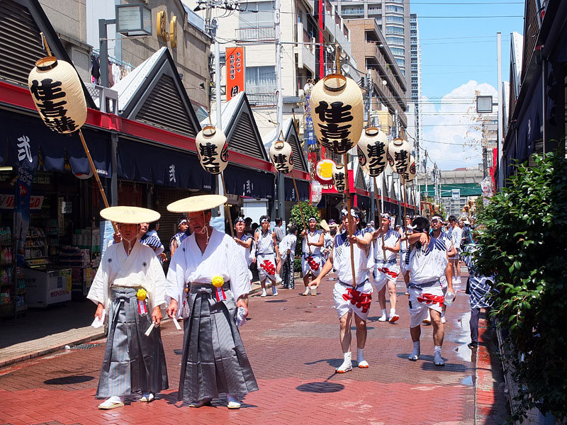 八角神輿」町内巡幸【拾壱】 〜炎天下の巡幸/月島西仲通り四番街〜 12:30