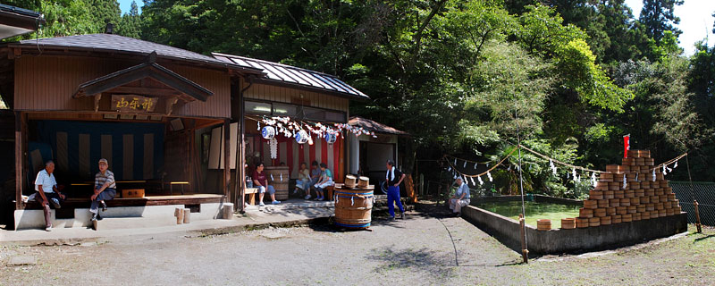 甘酒かきこみ所の朝