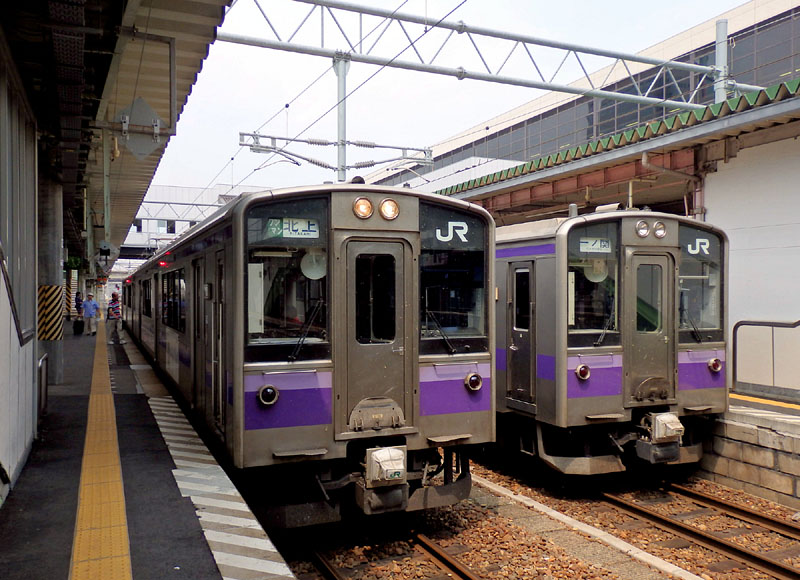 二両編成のワンマン・カー / 東北本線上り 11:27